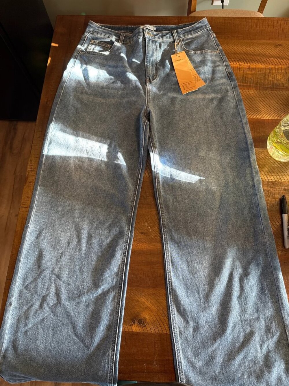 New with tags HDLTE women’s jeans size XL